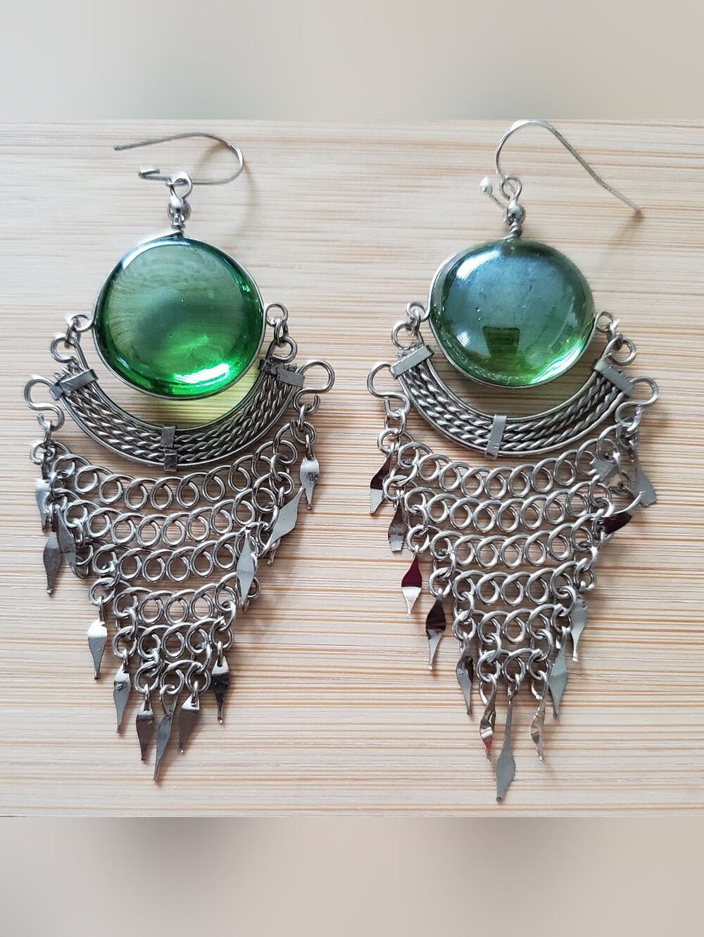 Emerald Green Glass & Silver Cascade Chandelier Earrings Pierced Beachy Boho - Picture 4 of 5